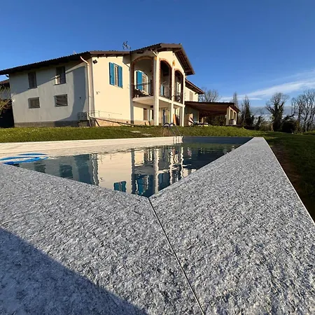 Cascina Bramasole Holiday home Celle Enomondo